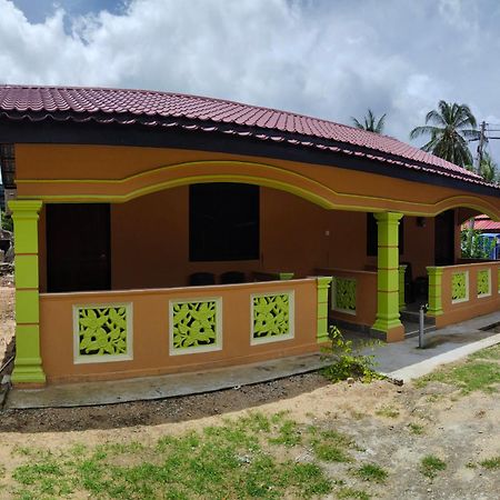 Spc Or Sp Barakah At Abc Air Batang Village Kampong Ayer Batang Chambre photo