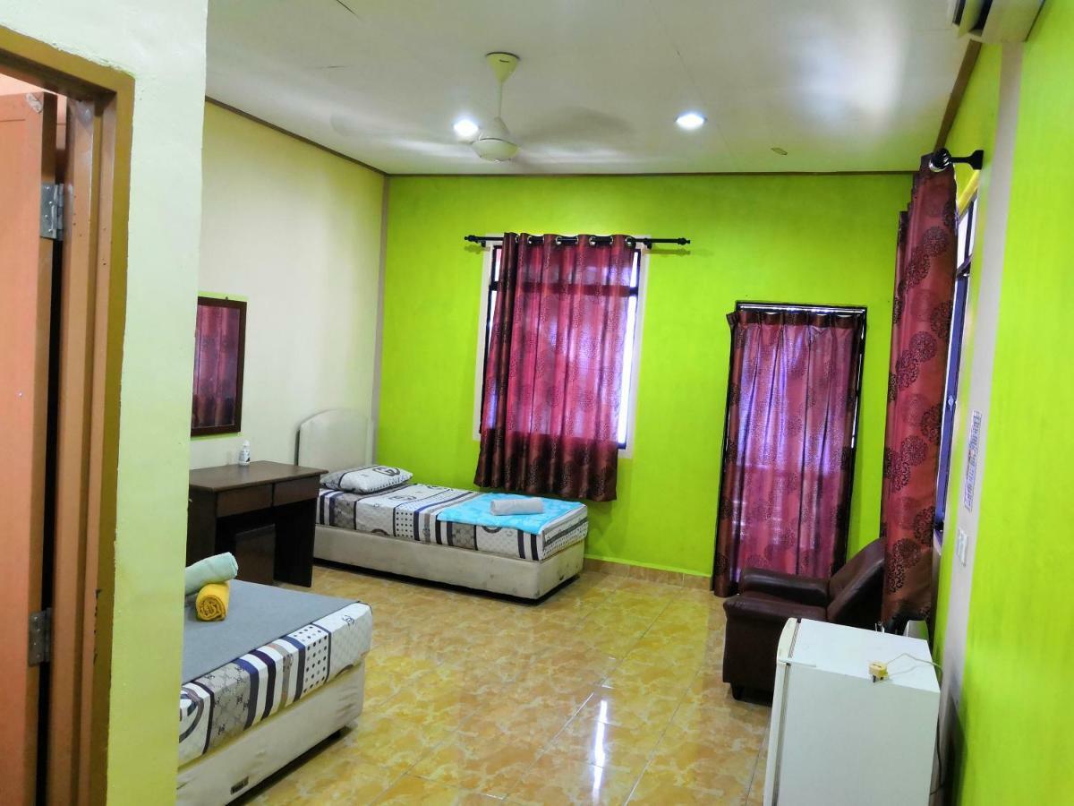 Spc Or Sp Barakah At Abc Air Batang Village Kampong Ayer Batang Extérieur photo